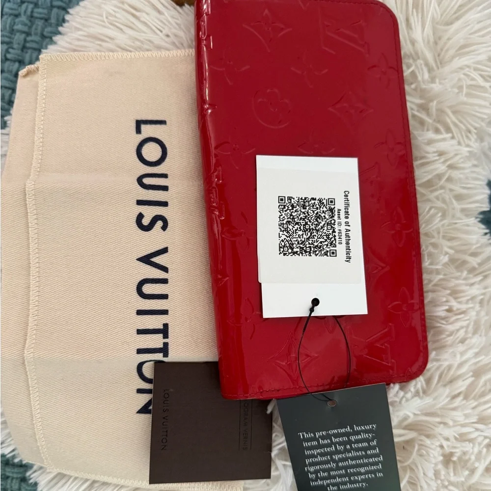 Louis Vuitton Monogram Vernis Zippy Wallet‎ – Pomme d’Amour (Red)